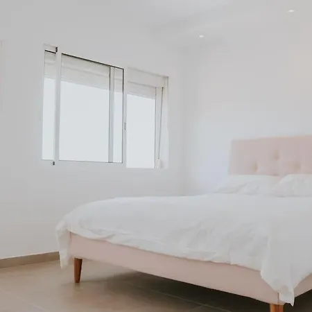Sunset Luxe,jacuzzi,sea View ,netflix *